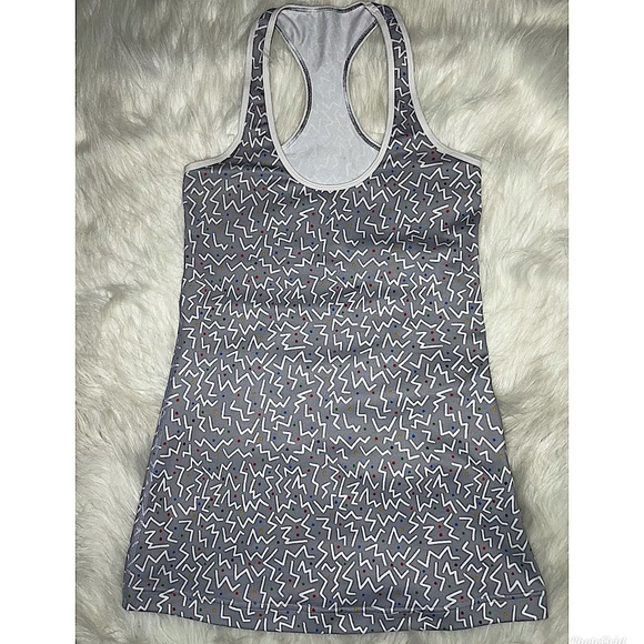 lululemon athletica Tops - Lululemon (RARE) seawheeze tank